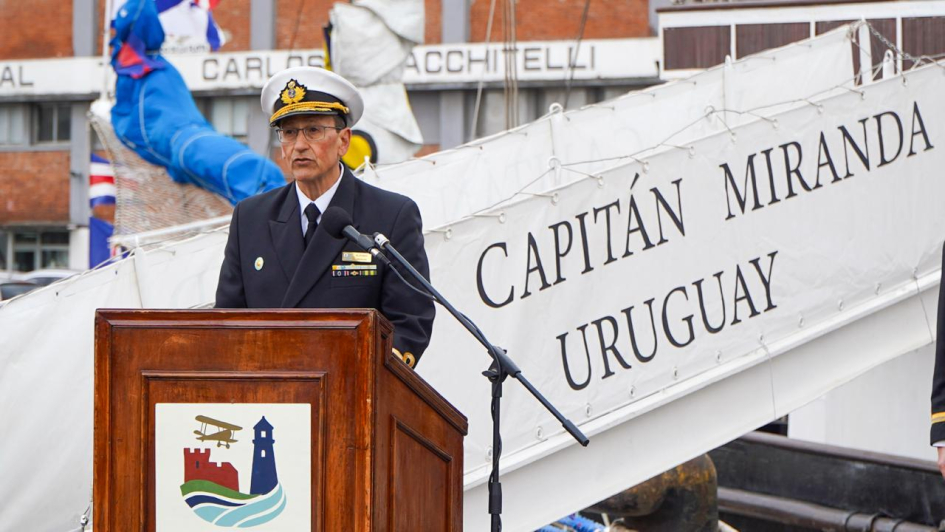 Velero escuela «Capitán Miranda» recibe emblema del Escudo Azul de UNESCO Velero escuela «Capitán Miranda» recibe emblema del Escudo Azul de UNESCO