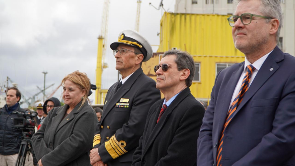 Velero escuela «Capitán Miranda» recibe emblema del Escudo Azul de UNESCO Velero escuela «Capitán Miranda» recibe emblema del Escudo Azul de UNESCO