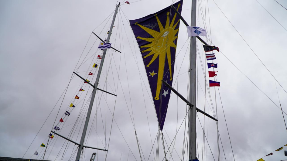 Velero escuela «Capitán Miranda» recibe emblema del Escudo Azul de UNESCO Velero escuela «Capitán Miranda» recibe emblema del Escudo Azul de UNESCO