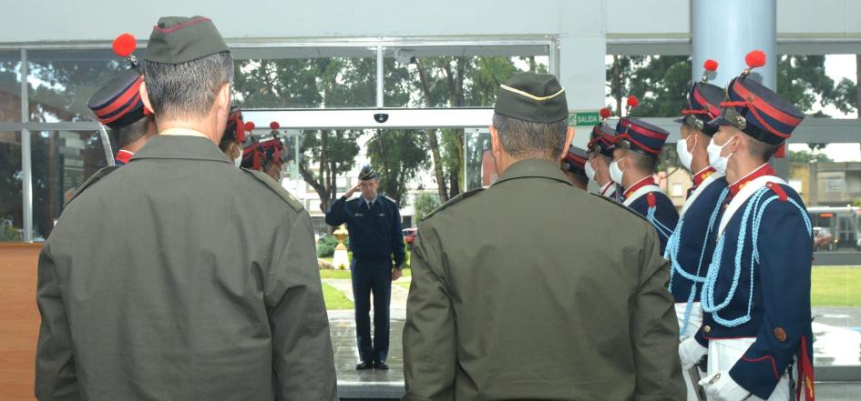 Conferencia Ciberseguridad IMES (recepción General del Aire Rodolfo Pereyra)