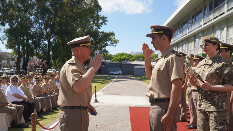 Ceremonia de clausura de cursos del Instituto Militar de Estudios Superiores Ceremonia de clausura de cursos del Instituto Militar de Estudios Superiores