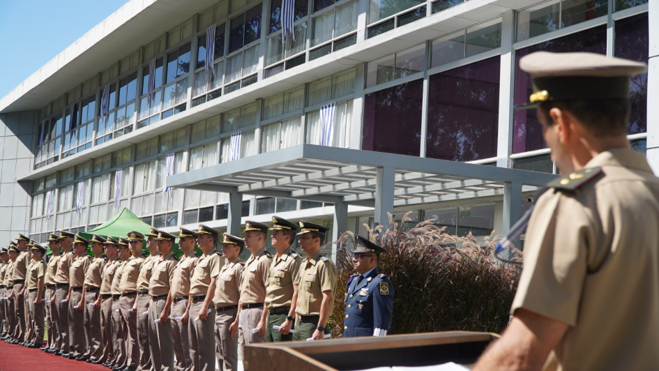 Ceremonia de clausura de cursos del Instituto Militar de Estudios Superiores Ceremonia de clausura de cursos del Instituto Militar de Estudios Superiores