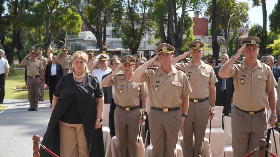Ceremonia de clausura de cursos del Instituto Militar de Estudios Superiores Ceremonia de clausura de cursos del Instituto Militar de Estudios Superiores