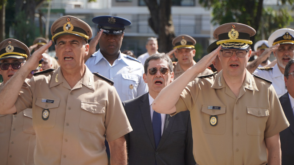 Ceremonia de clausura de cursos del Instituto Militar de Estudios Superiores Ceremonia de clausura de cursos del Instituto Militar de Estudios Superiores