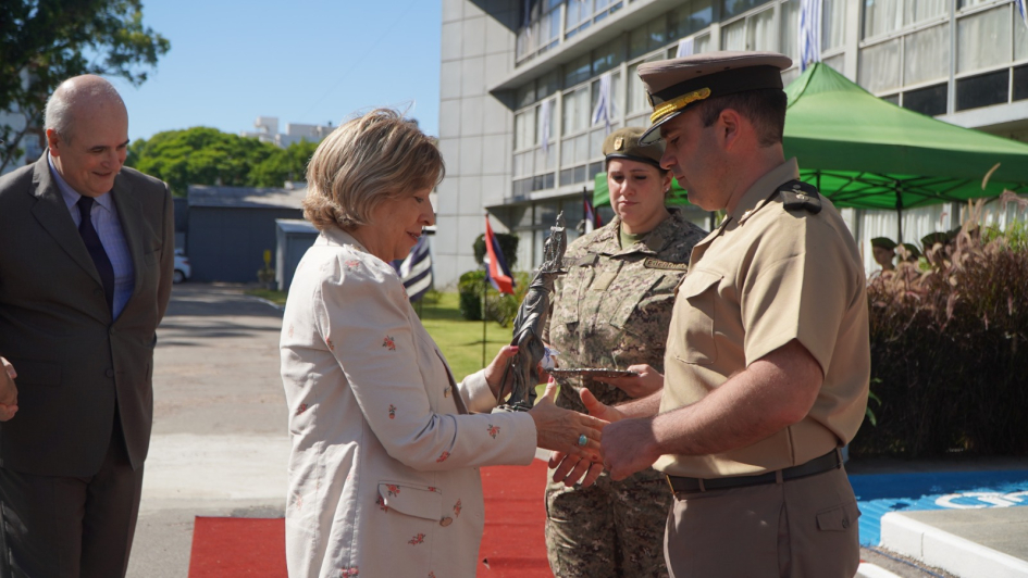 Ceremonia de clausura de cursos del Instituto Militar de Estudios Superiores Ceremonia de clausura de cursos del Instituto Militar de Estudios Superiores