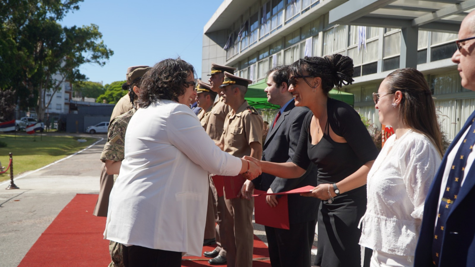 Ceremonia de clausura de cursos del Instituto Militar de Estudios Superiores Ceremonia de clausura de cursos del Instituto Militar de Estudios Superiores