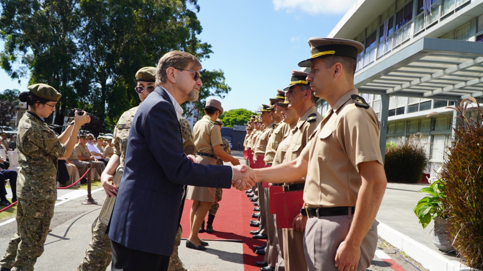 Ceremonia de clausura de cursos del Instituto Militar de Estudios Superiores Ceremonia de clausura de cursos del Instituto Militar de Estudios Superiores