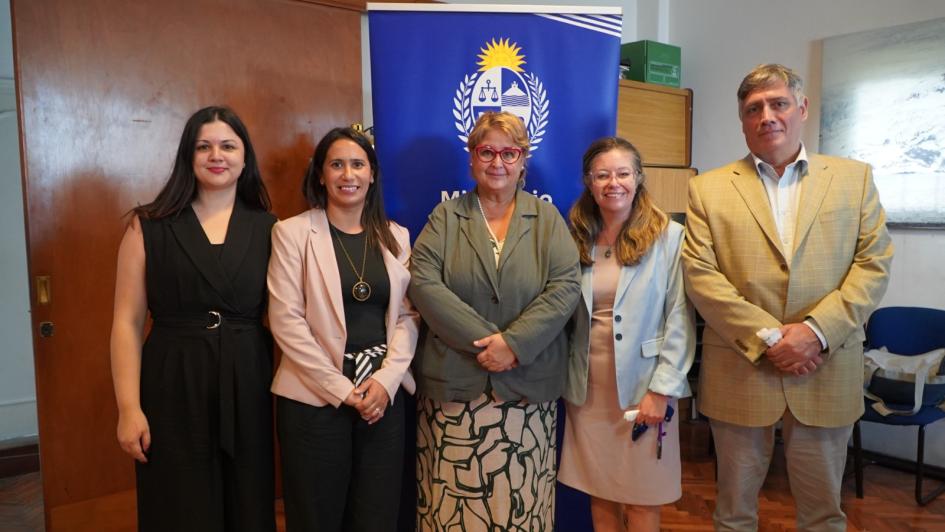 Cierre del ciclo de actividades por el Mes de la Mujer Cierre del ciclo de actividades por el Mes de la Mujer