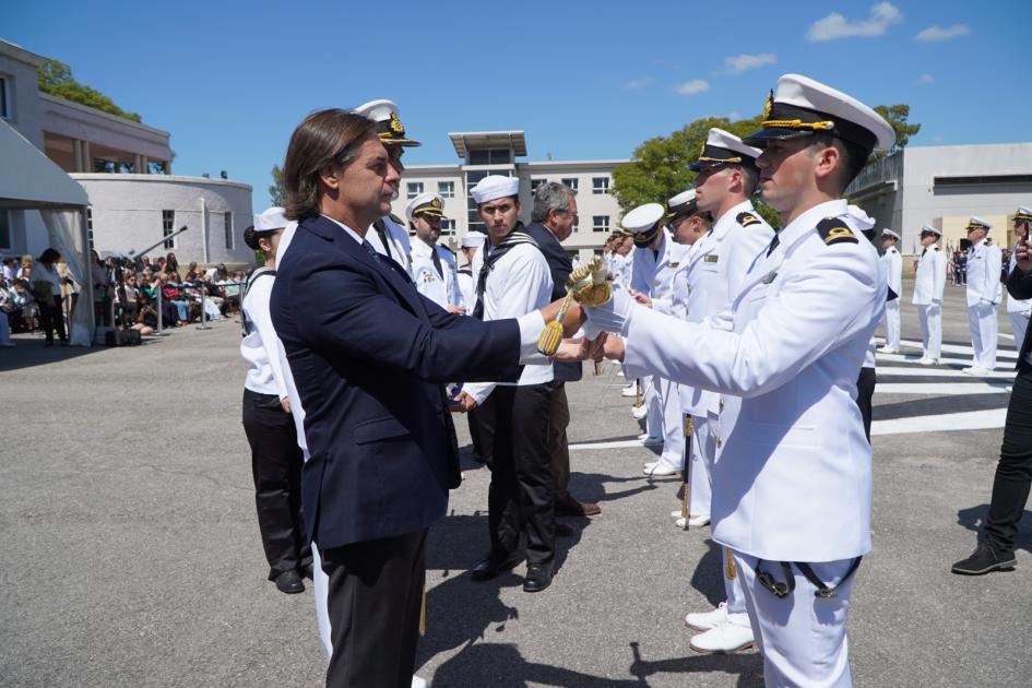 Clausura de cursos Escuela Naval Clausura de cursos Escuela Naval