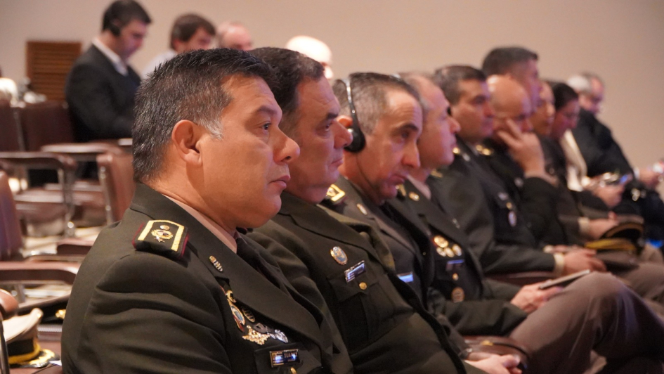 Conferencia «Construyendo la identidad»