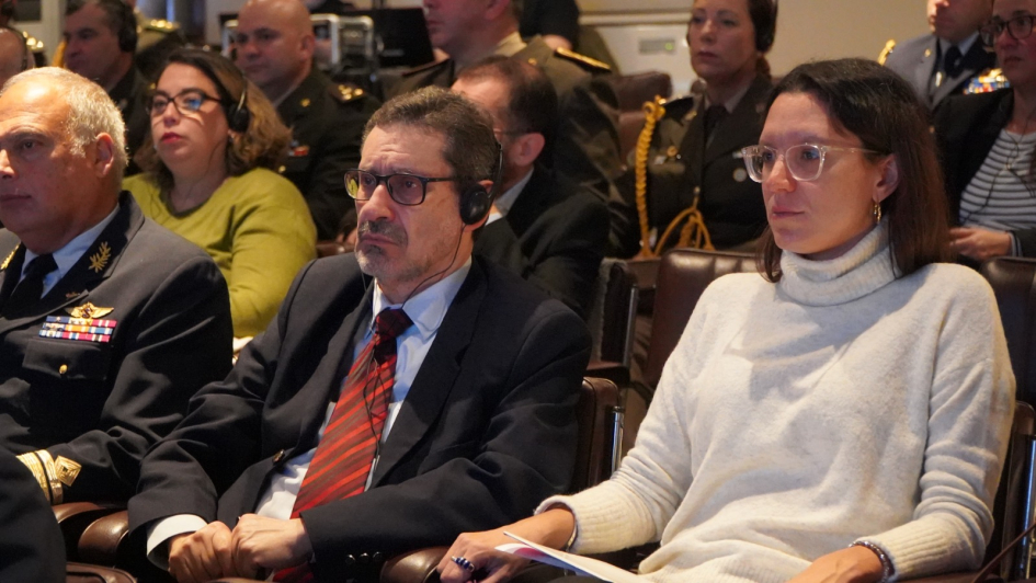 Conferencia «Construyendo la identidad»