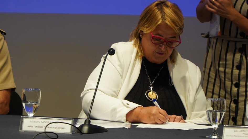 Acuerdo entre MDN e INISA para capacitar a jóvenes privados de libertad