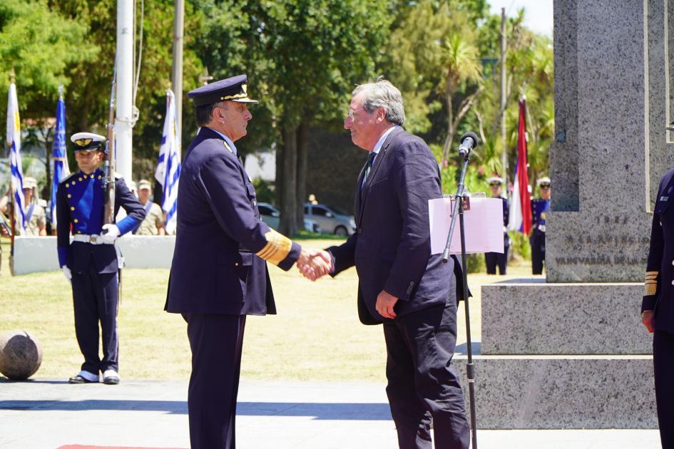 Asunción nuevo comandante en jefe de la Fuerza Aérea Asunción nuevo comandante en jefe de la Fuerza Aérea