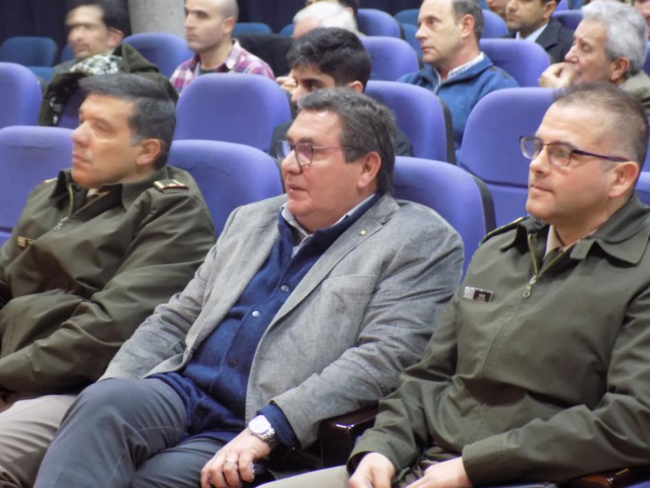 Conferencia "Una mirada estratégica a la energía en el siglo XXI" Conferencia "Una mirada estratégica a la energía en el siglo XXI"