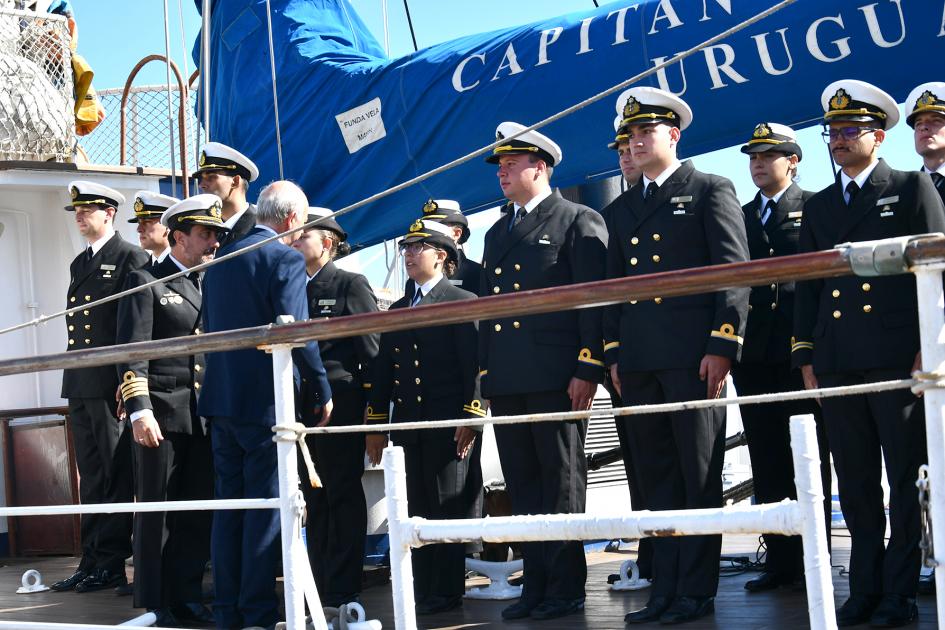 Retorno del buque escuela de la Armada Nacional, Capitán Miranda Retorno del buque escuela de la Armada Nacional, Capitán Miranda