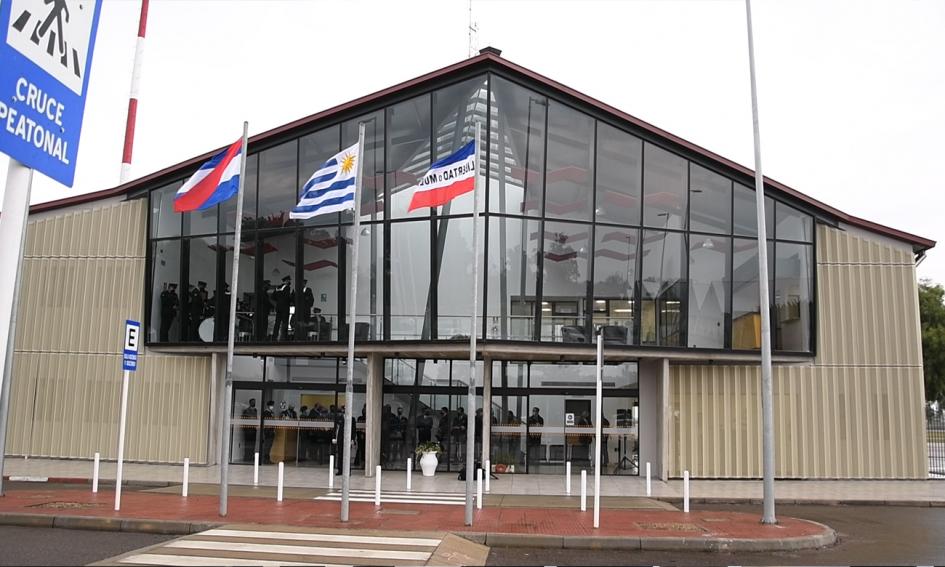 Fachada de la nueva terminal del aeropuerto de Melilla Fachada de la nueva terminal del aeropuerto de Melilla