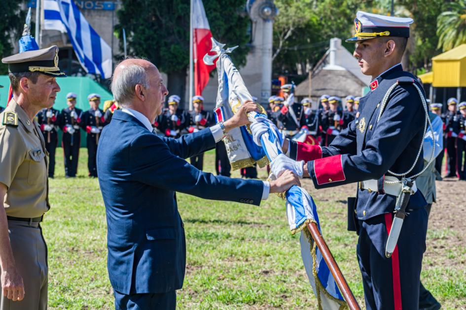 Acto de clausura de cursos en Liceo Militar