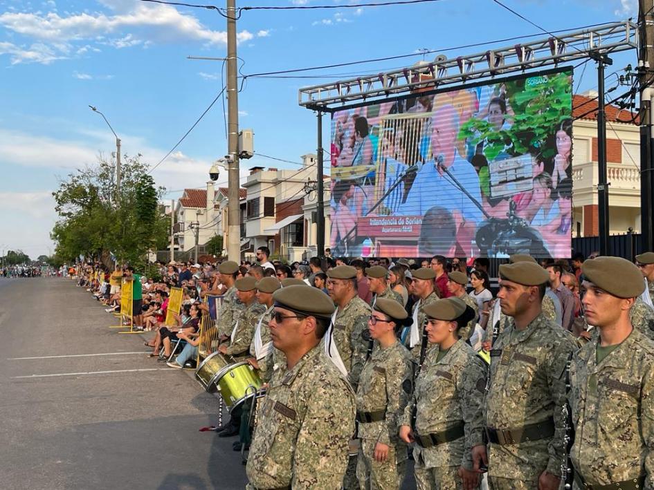 Desfile cívico-militar en Soriano - Discurso de ministro Desfile cívico-militar en Soriano - Discurso de ministro