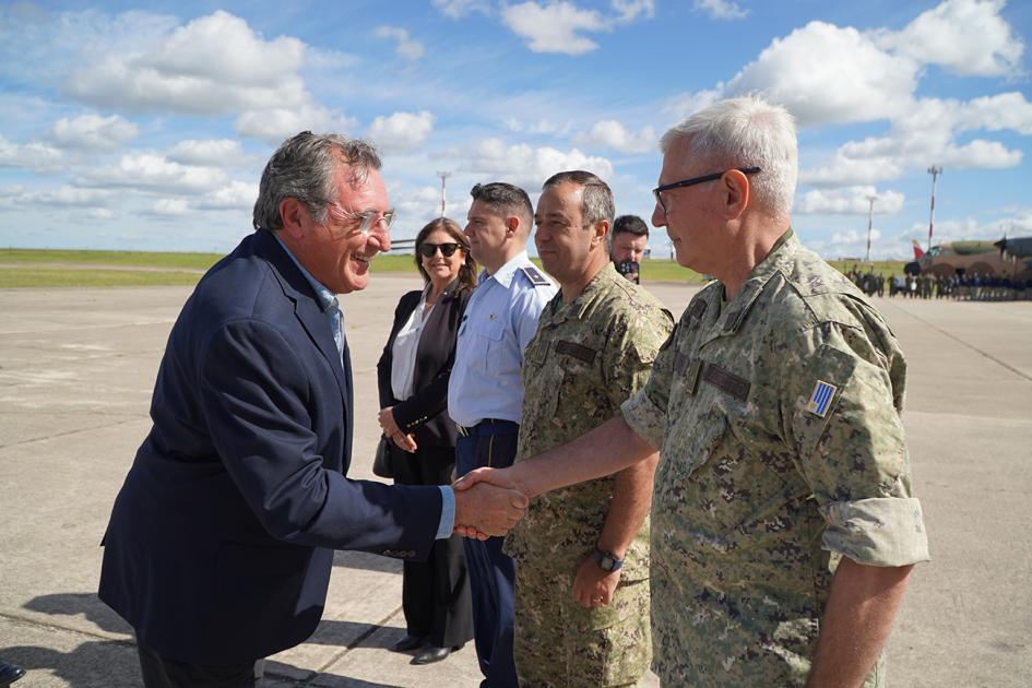 Relevo dotación Antarkos XLI 2024-2025 Relevo dotación Antarkos XLI 2024-2025