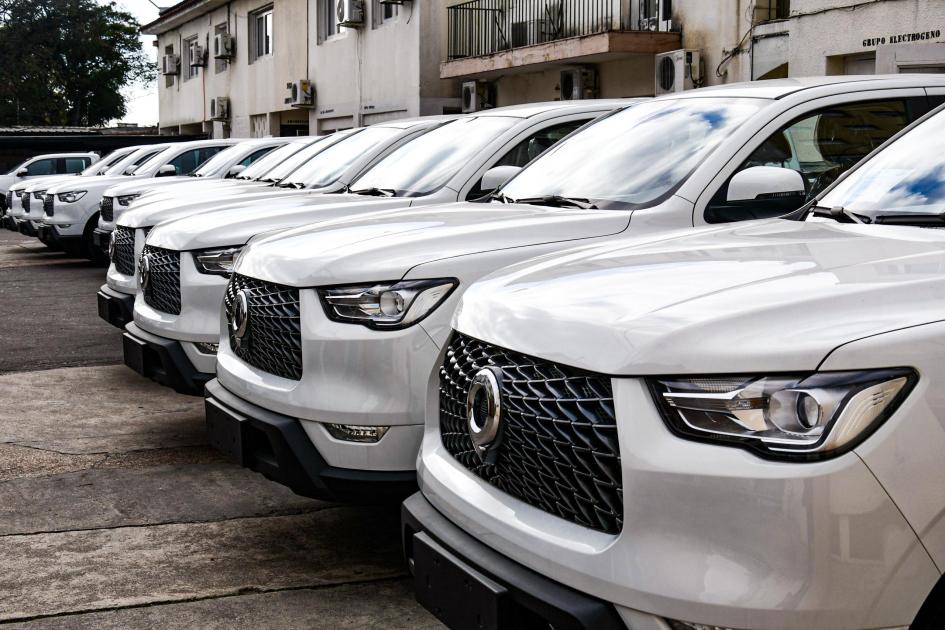 camionetas entregadas a las FFAA camionetas entregadas a las FFAA