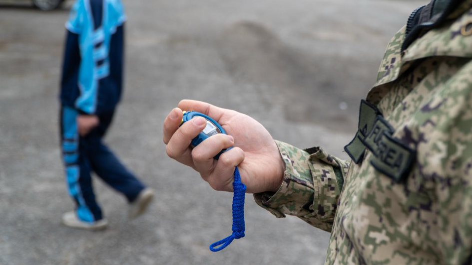 Entrega de artículos deportivos a la Escuela Técnica de Aeronáutica Entrega de artículos deportivos a la Escuela Técnica de Aeronáutica