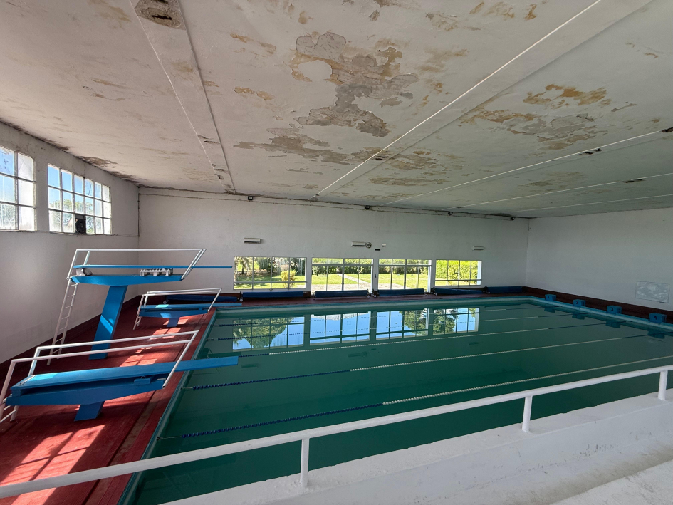 Entrega de artículos deportivos a Escuela Militar de Aeronáutica