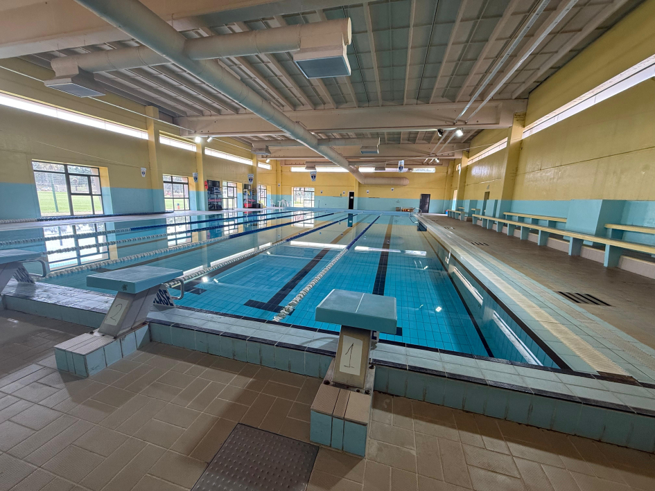 Piscina del Complejo Deportivo Naval