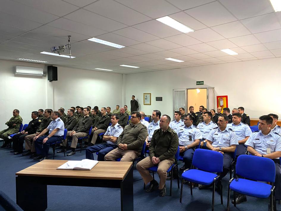 Apertura y Presentación del Curso en la ECEMA Apertura y Presentación del Curso en la ECEMA