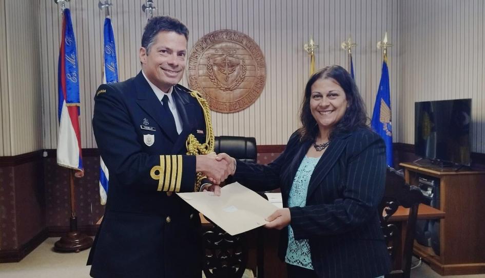 Felicitaciones Sgto1o Rosario Fernández ESMADE Cso. Inglés Largo Felicitaciones Sgto1o Rosario Fernández ESMADE Cso. Inglés Largo