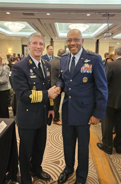El JESMADE con el General Charles Brown, Jefe del Estado Mayor Conjunto de USA El JESMADE con el General Charles Brown, Jefe del Estado Mayor Conjunto de USA
