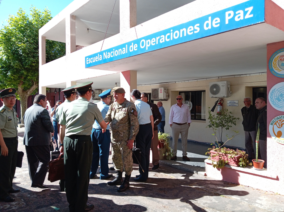 Visita de la Delegación del Ministerio de Defensa de Chinavvvvvvvvvvv