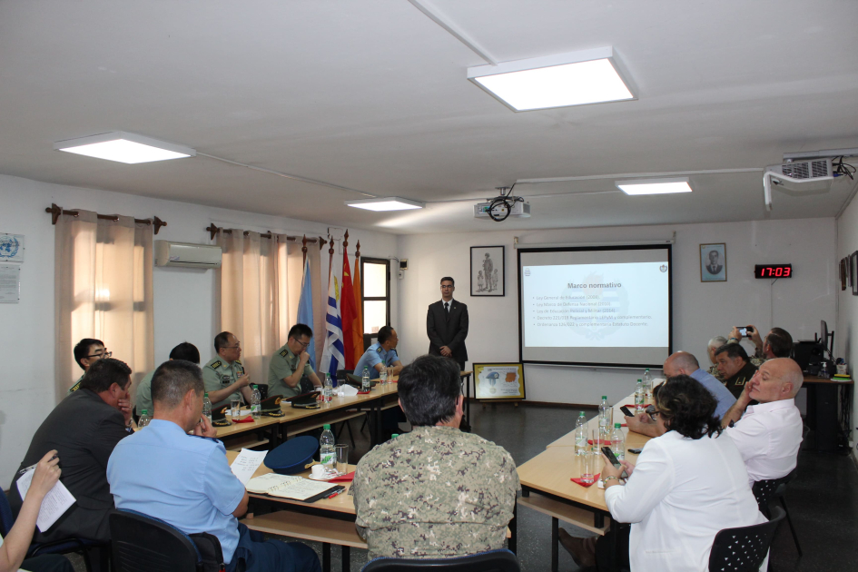 Visita de la Delegación del Ministerio de Defensa de China