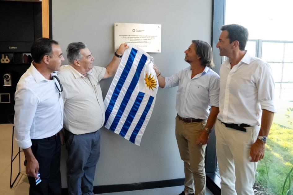 Se inauguró el Aeropuerto Internacional de Durazno Se inauguró el Aeropuerto Internacional de Durazno