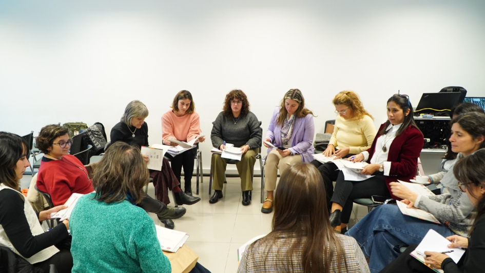 Reunión de trabajo con comisiones de género