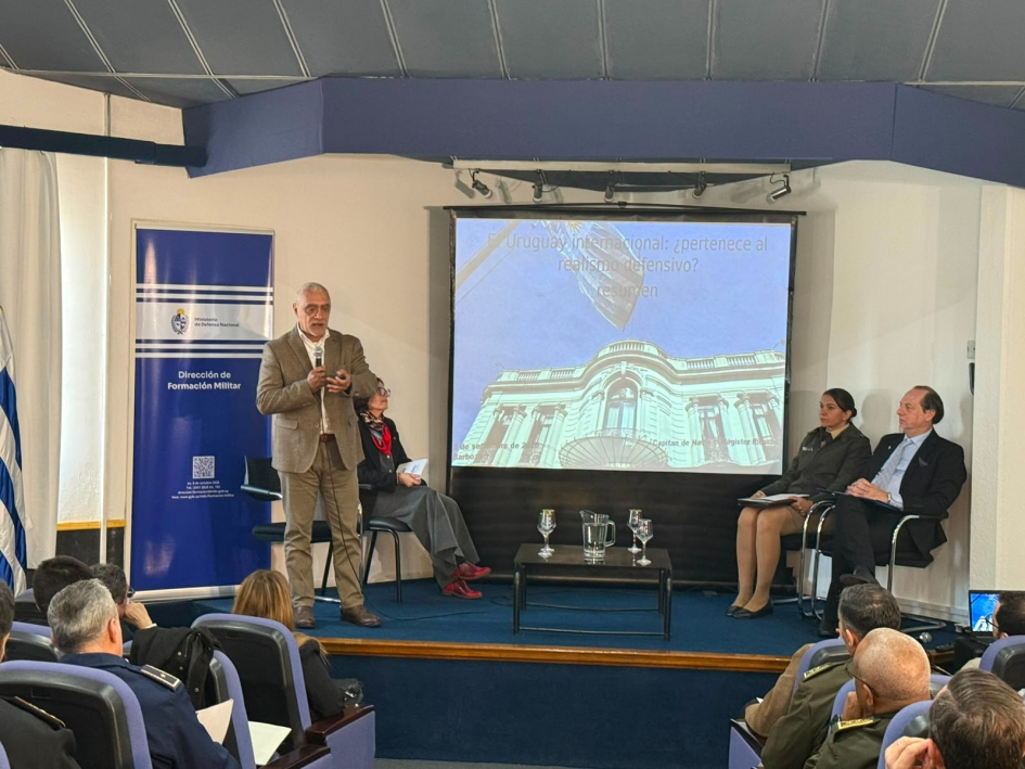 Jornadas Académicas de Defensa Jornadas Académicas de Defensa