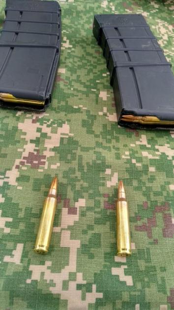 Hallados en Paso del León, Artigas cargadores de fusil tipo AR 15