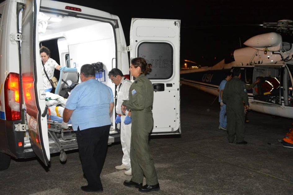 Mujer de las fuerzas armadas en servicio Mujer de las fuerzas armadas en servicio