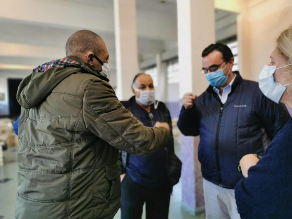 Traslado de 29 personas que el MIDES había alojado temporalmente en el Palacio Peñarol hasta su nuevo hogar en Sayago Traslado de 29 personas que el MIDES había alojado temporalmente en el Palacio Peñarol hasta su nuevo hogar en Sayago