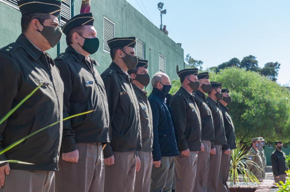 Oficiales del Ejército Nacional Oficiales del Ejército Nacional