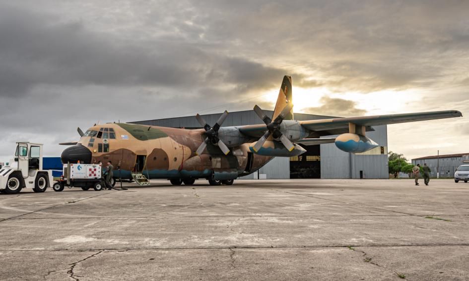 Hércules de Fuerza Aérea parte hacia Miami para trasladar ultrafreezers Hércules de Fuerza Aérea parte hacia Miami para trasladar ultrafreezers