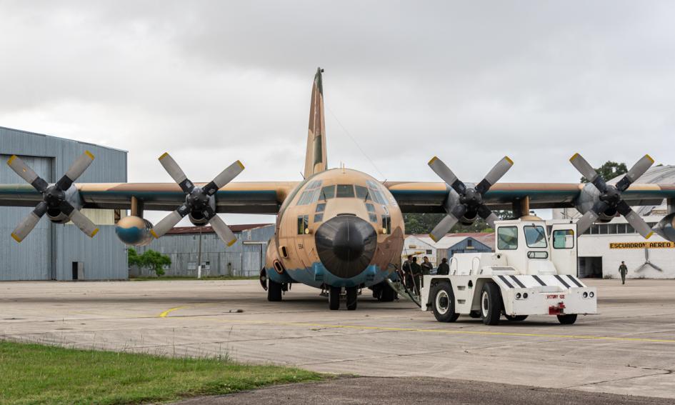 Hércules de Fuerza Aérea parte hacia Miami para trasladar ultrafreezers