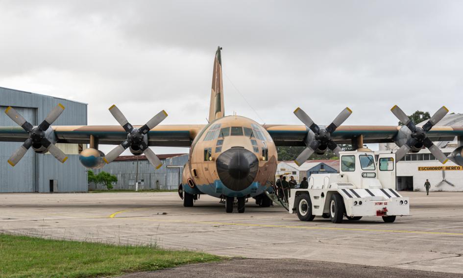 Hércules de Fuerza Aérea parte hacia Miami para trasladar ultrafreezers Hércules de Fuerza Aérea parte hacia Miami para trasladar ultrafreezers