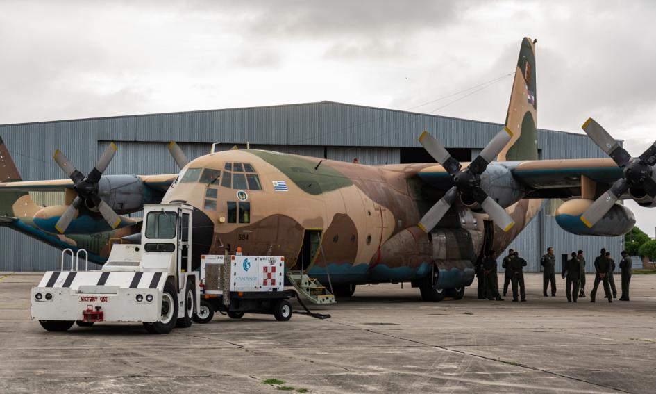 Hércules de Fuerza Aérea parte hacia Miami para trasladar ultrafreezers