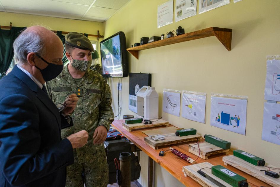 Relevo de grupo de efectivos del Ejército en Sinaí