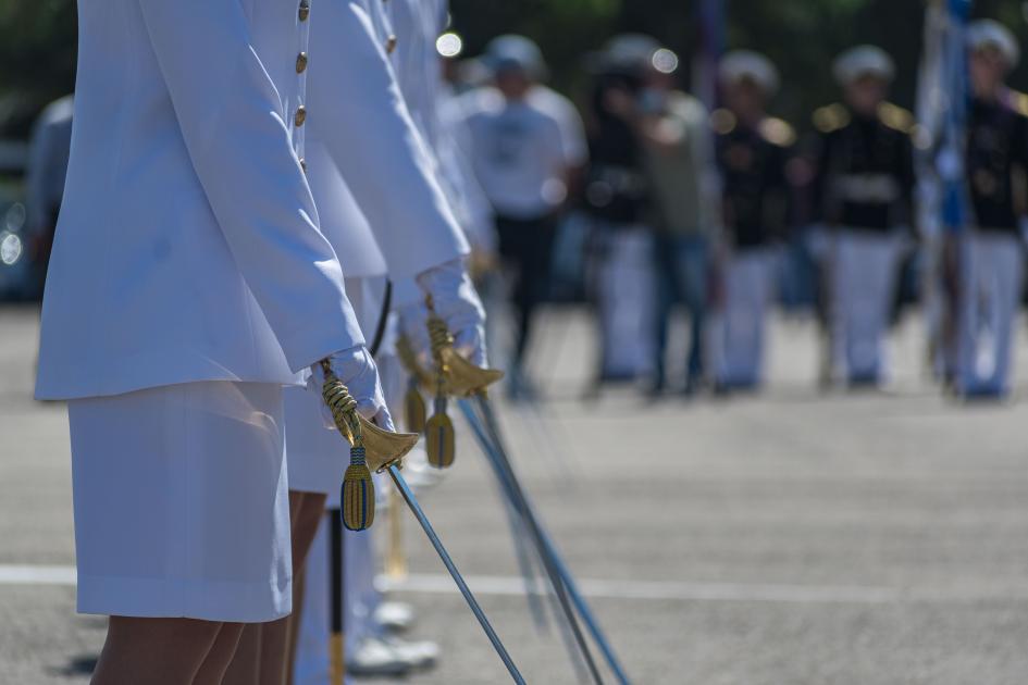 Clausura de cursos Escuela Naval