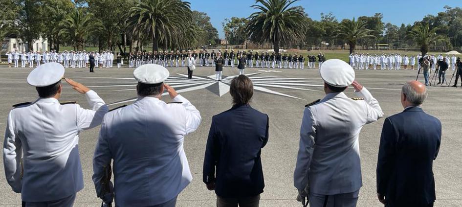 Clausura de cursos Escuela Naval