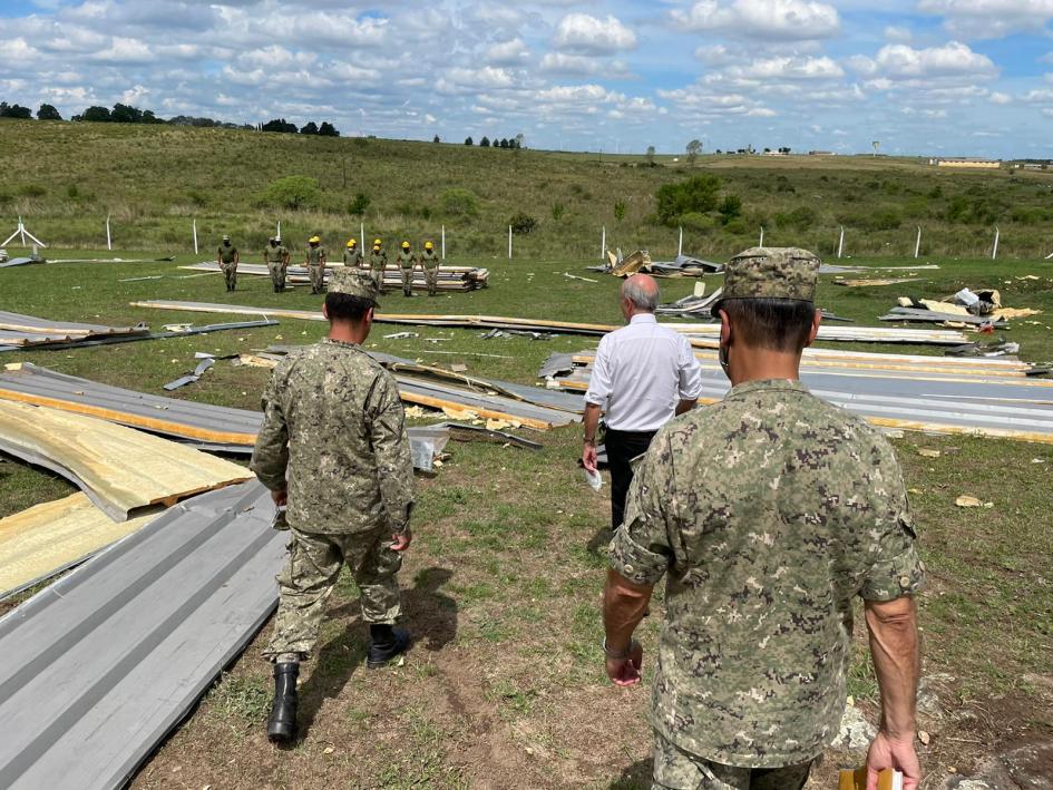 Turbonada en unidad militar de Florida