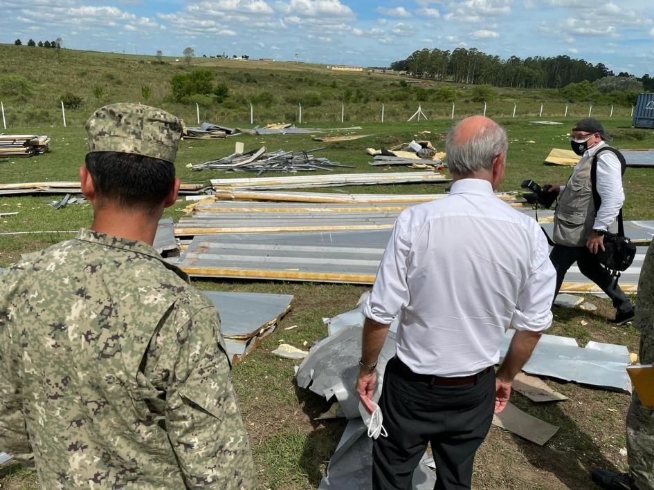 Turbonada en unidad militar de Florida