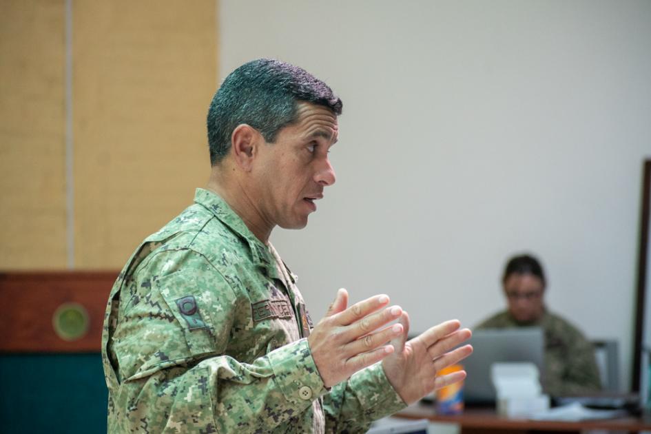 Sesión informativa sobre Proyecto Elsie en Brigada de Infantería N° 1 Sesión informativa sobre Proyecto Elsie en Brigada de Infantería N° 1