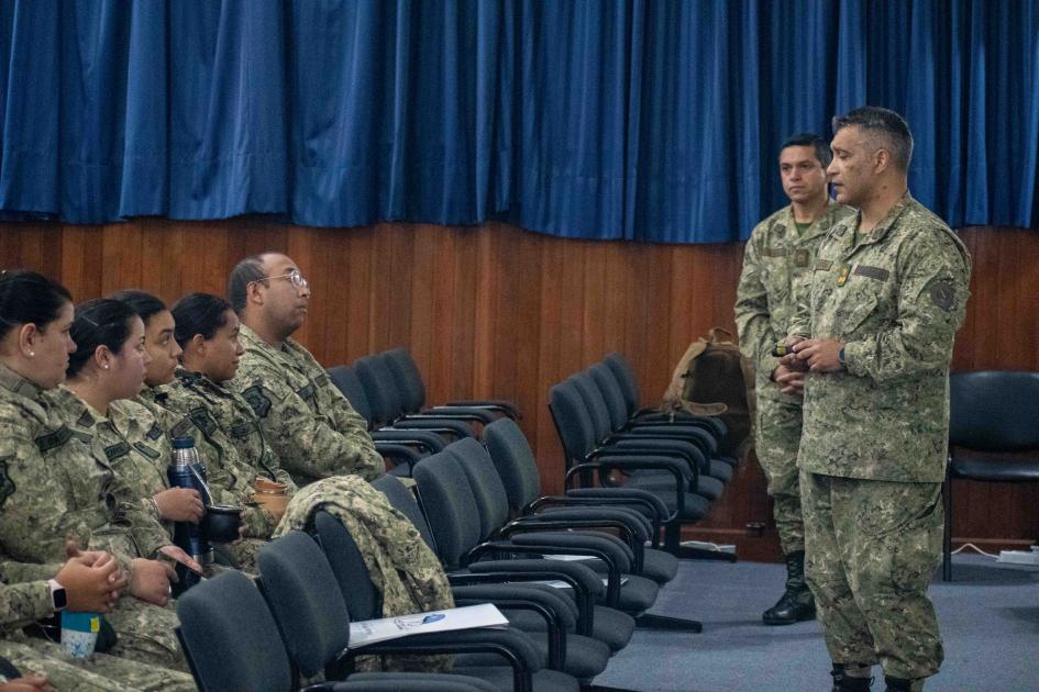 Décima sesión informativa sobre Proyecto Elsie en Escuela Naval